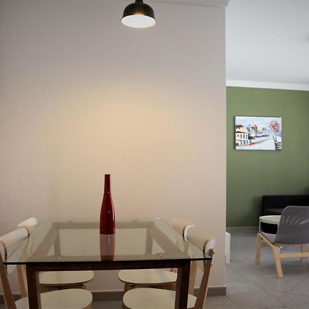 Lovely Apartment In Carvoeiro By The Beach Kültér fotó