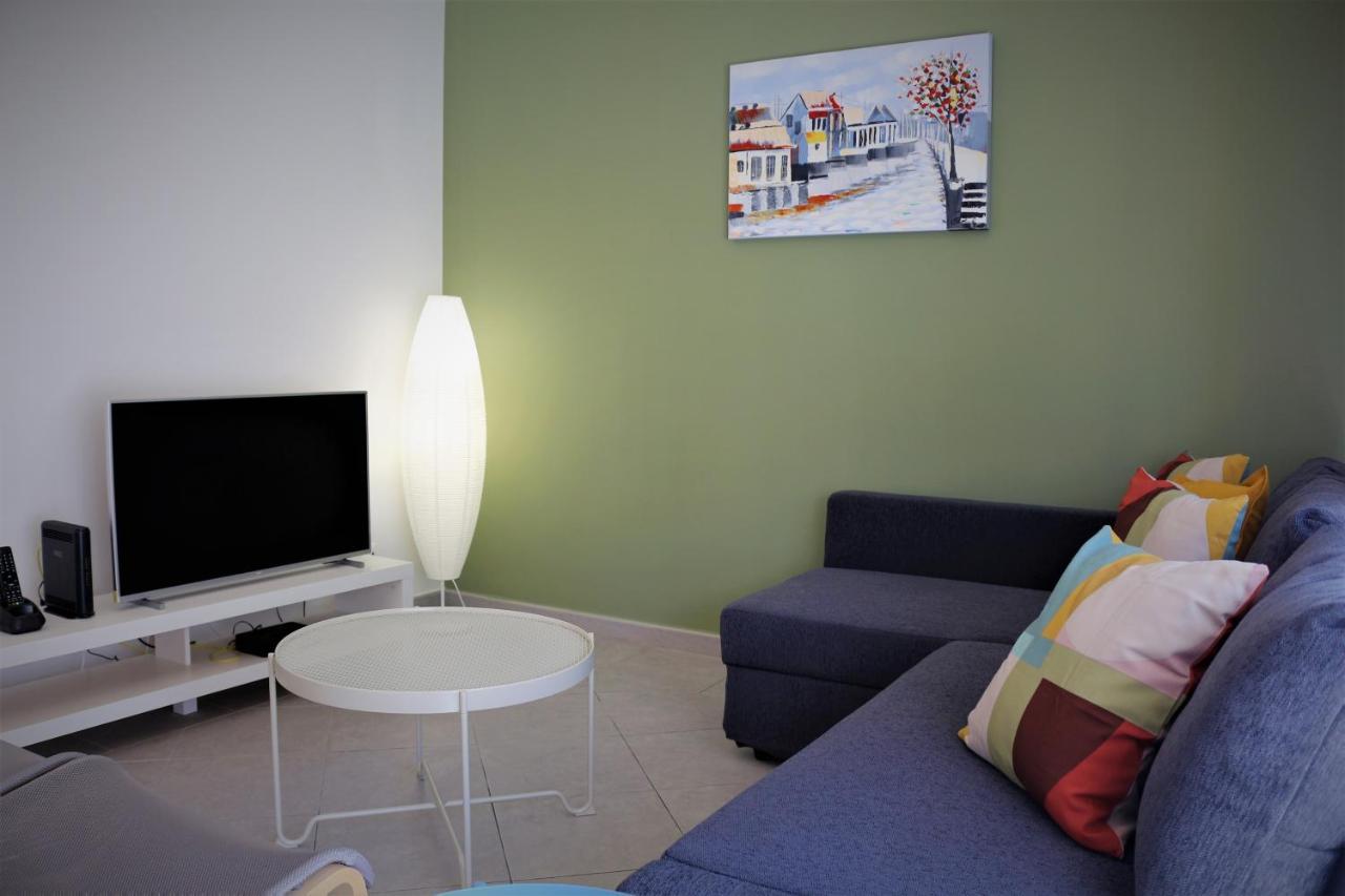 Lovely Apartment In Carvoeiro By The Beach Kültér fotó