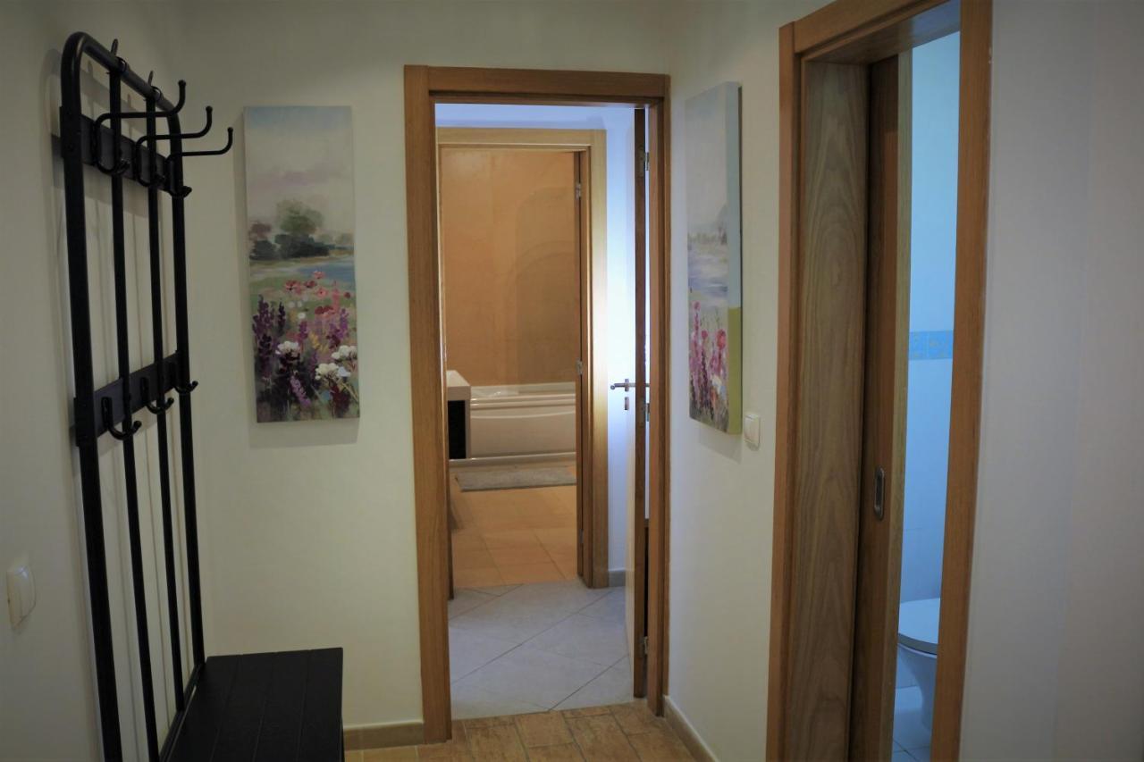 Lovely Apartment In Carvoeiro By The Beach Kültér fotó