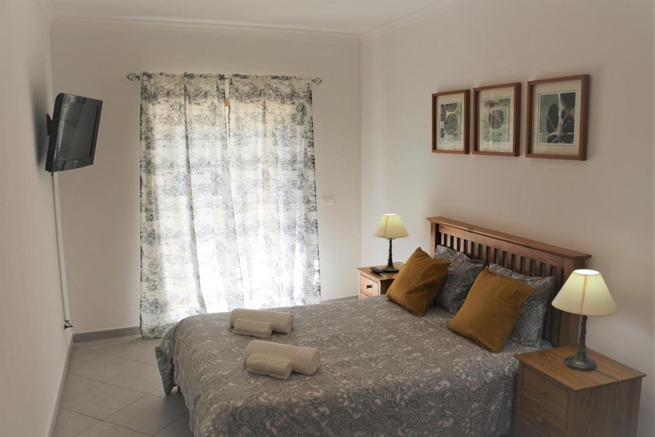 Lovely Apartment In Carvoeiro By The Beach Kültér fotó